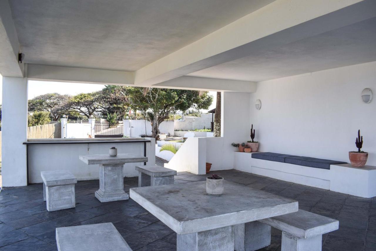 Santorini Guesthouse Amanzimtoti Luaran gambar